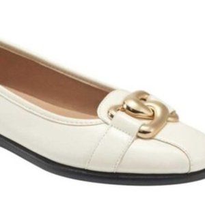 NWOT Aerosoles Bristol Ballet Flats Shoes White Leather, size 9.5